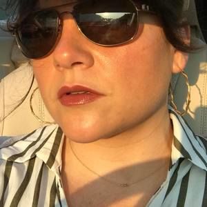 Meet your Posher, Tania